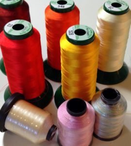 40 gauge machine embroidery thread is recommended as best for beginner art quilters and thread painters - Deborah Wirsu - Thread Sketching in Action